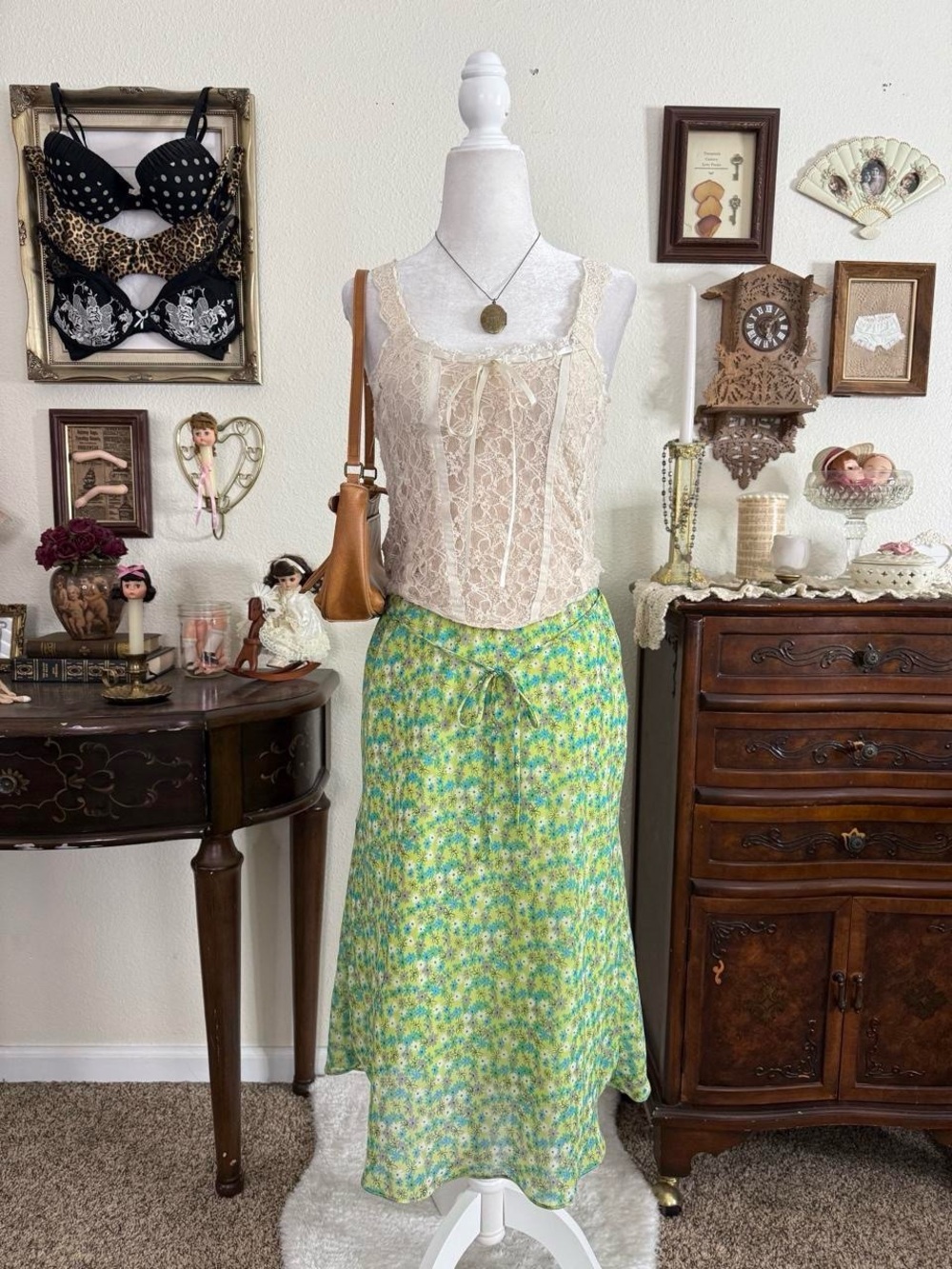 Vintage 90’s floral‎ fairycore green midi skirt